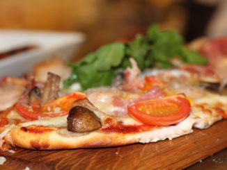Pizza mit Pilzen