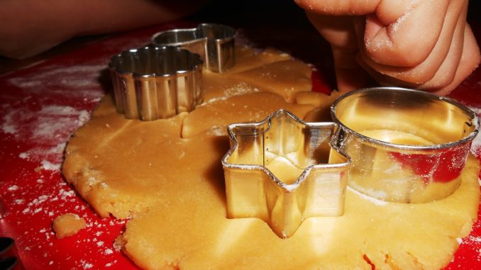 Weihnachtsguetzli mit Kindern backen Weihnachtsguetzli mit Kindern